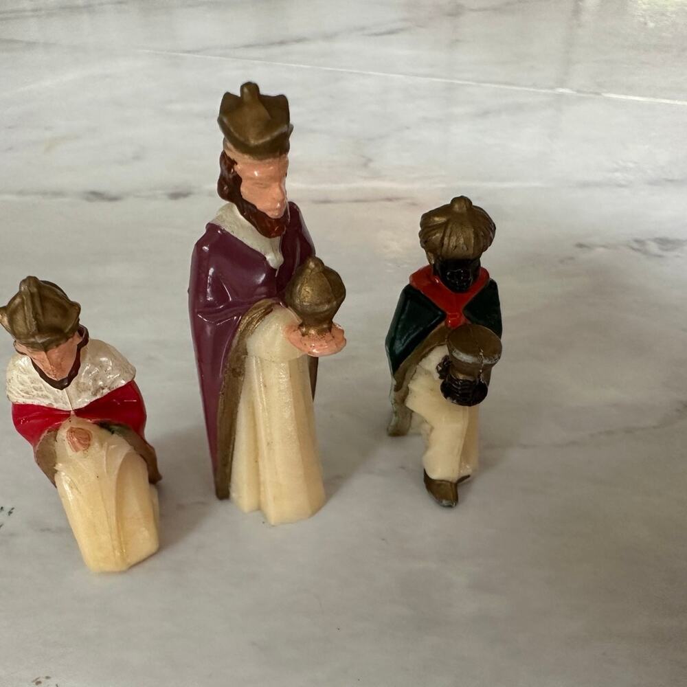 Vintage Miniature Nativity Plastic Figures Three Wise Men Manger Christmas